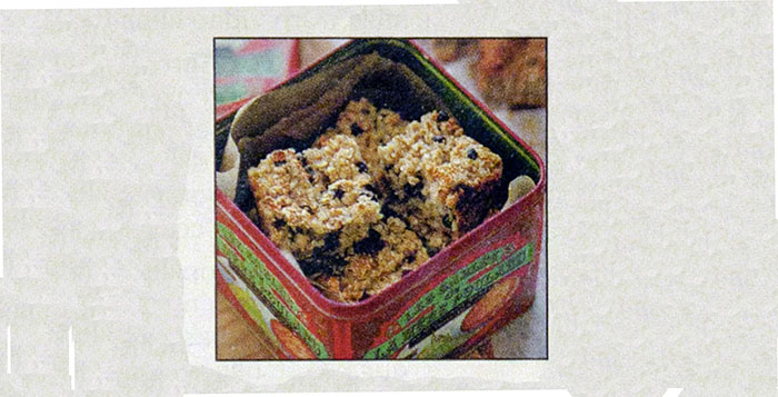 Apple flapjacks with cinnamon – healthy snacks from windfalls